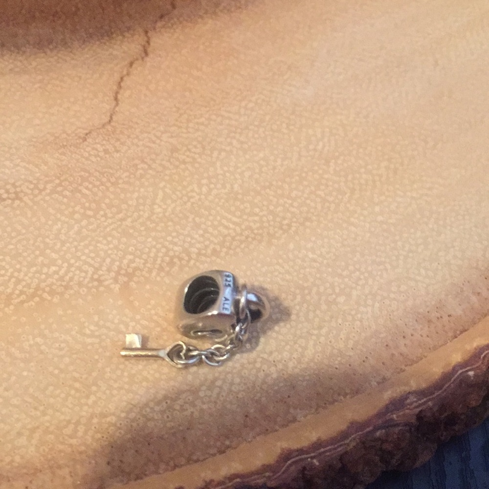 Pandora Retired Key To My Heart 14k Dangle Charm - Picture 3 of 4